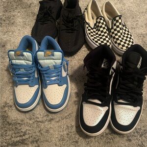 Yeezy lot Jordan,Vans, dunks